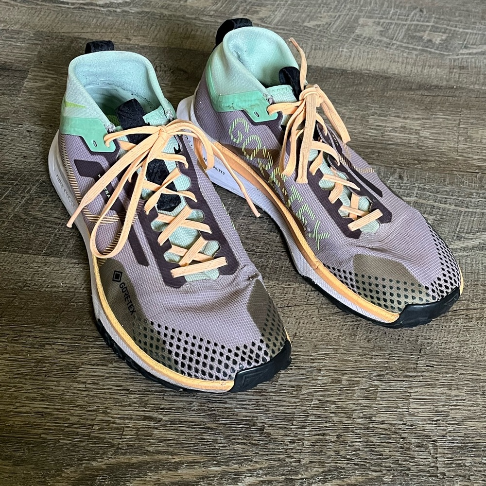 Nike React Pegasus Trail 4 GTX V2 Purple Women’s Shoes Size 9.5 Pre Owned